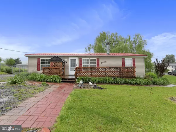 11373 PUNCH BOWL RD, Mercersburg, PA 17236