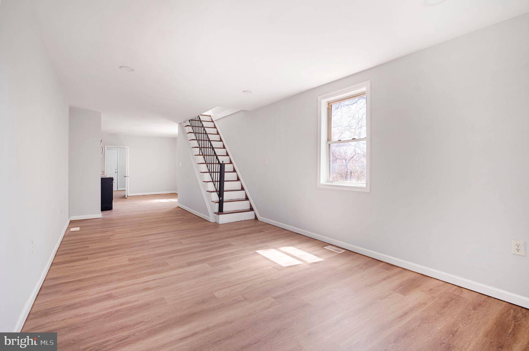 Baltimore, MD 21223,647 S PULASKI ST