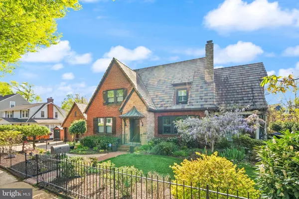 Arlington, VA 22201,1520 N HIGHLAND ST