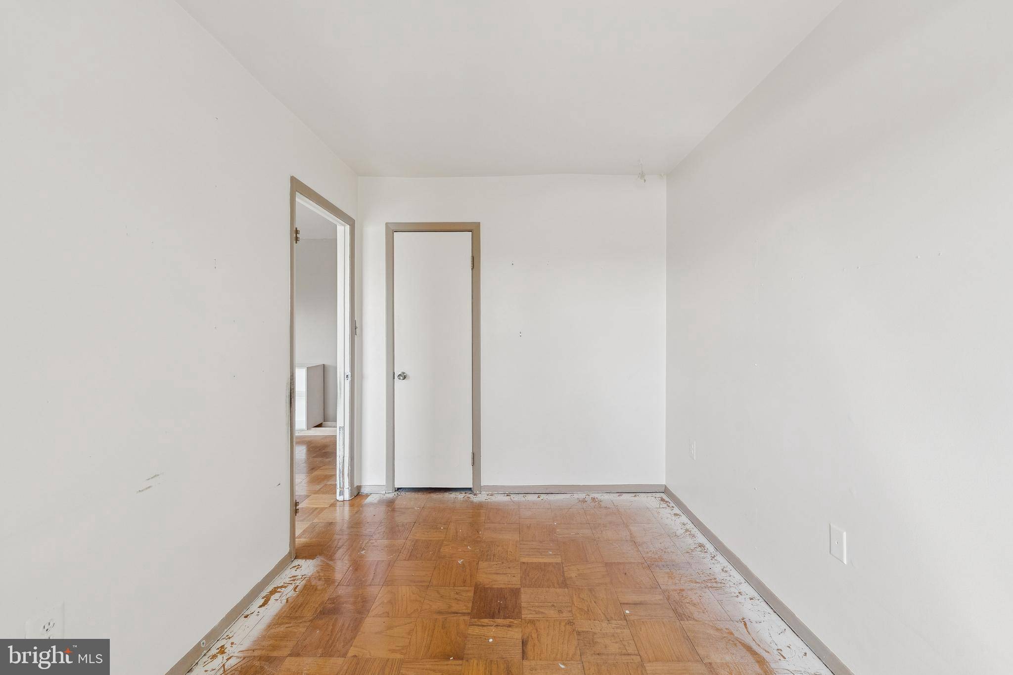 Woodbridge, VA 22192,12701 DARA DR #303