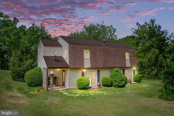 866 TRUSLOW RD, Fredericksburg, VA 22406