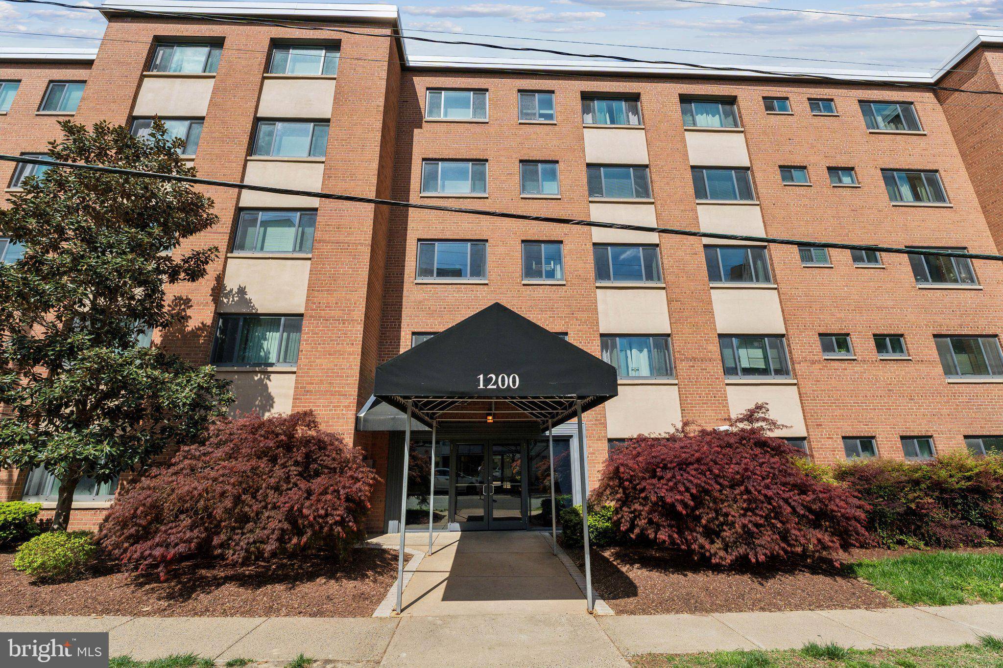 1200 S ARLINGTON RIDGE RD #403, Arlington, VA 22202