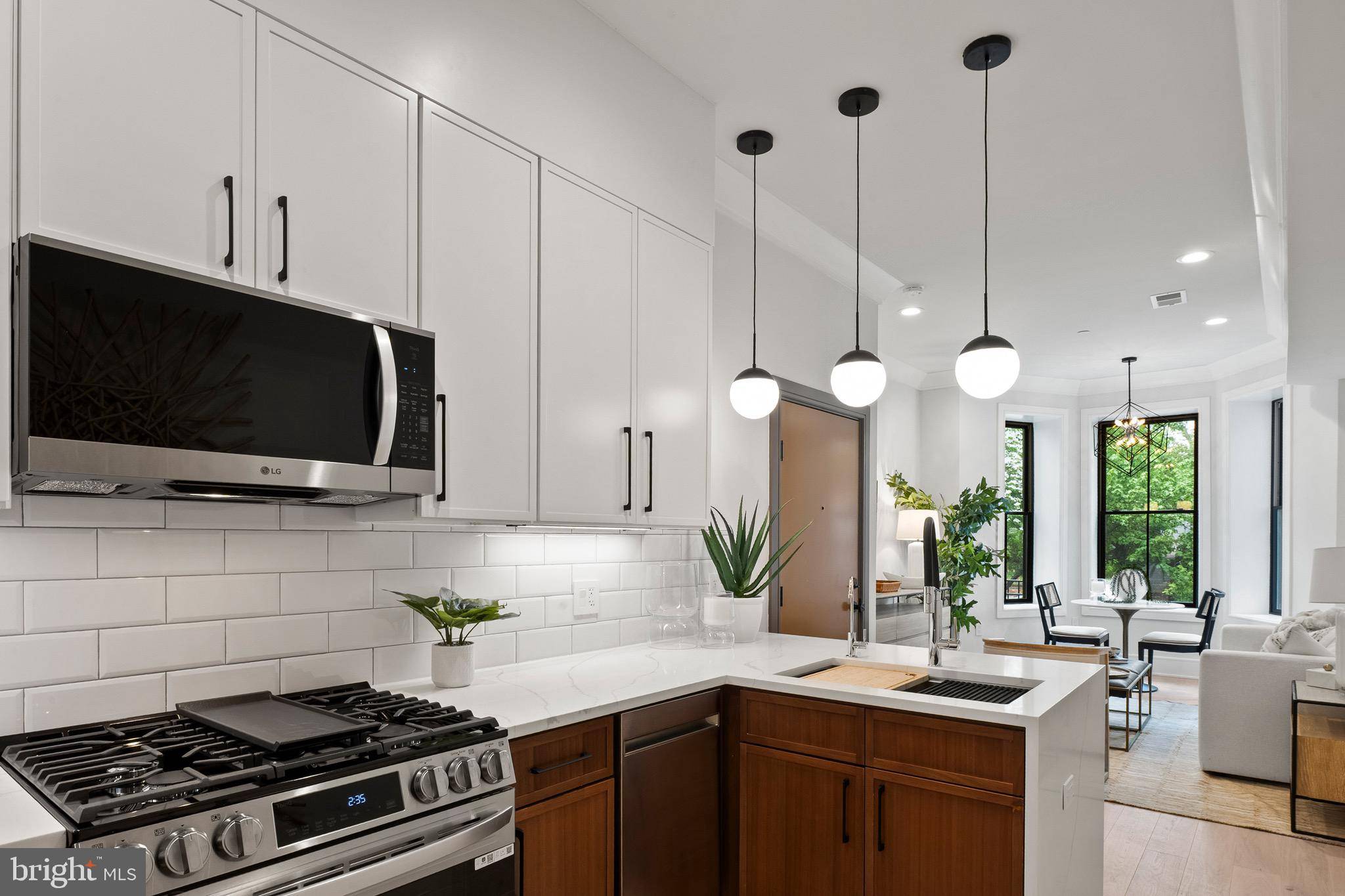 Washington, DC 20003,647 G ST SE #3