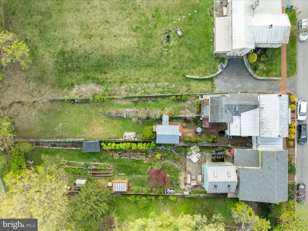 Shepherdstown, WV 25443,103 W HIGH ST