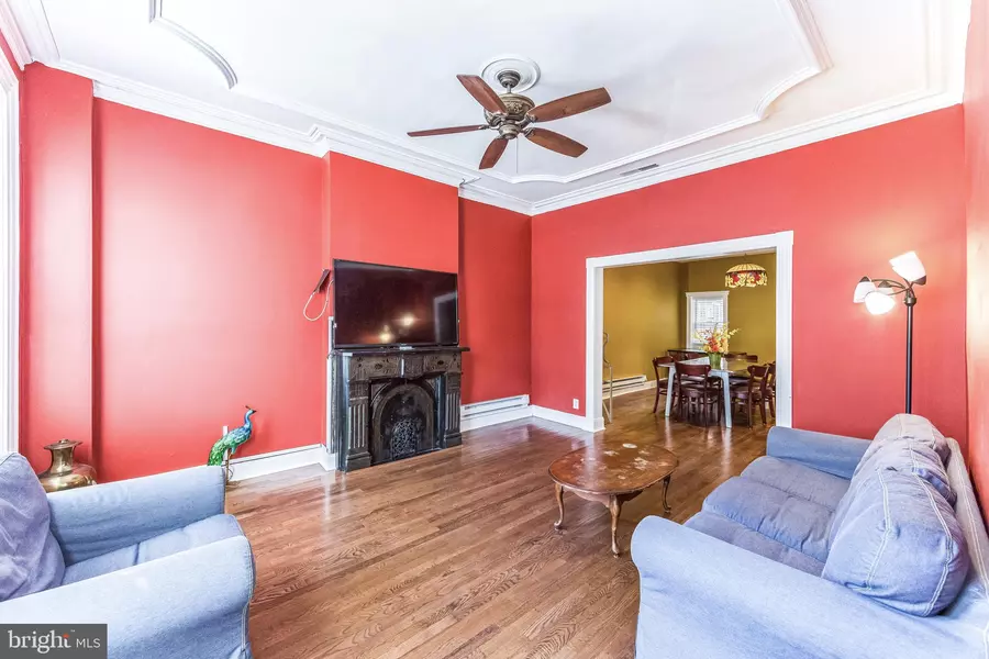2202 E CUMBERLAND ST, Philadelphia, PA 19125