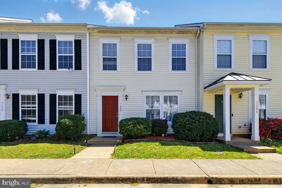 7688 WANKOMA DR, Remington, VA 22734