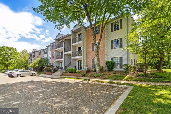 21 FISHER DR, Franklin Park, NJ 08823