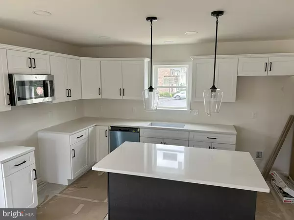 Gloucester City, NJ 08030,1 MYRTLE AVE