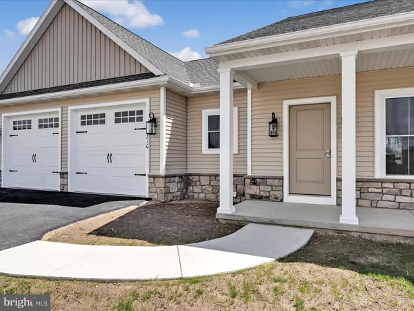 Elizabethtown, PA 17022,210 RANDOLPH DR