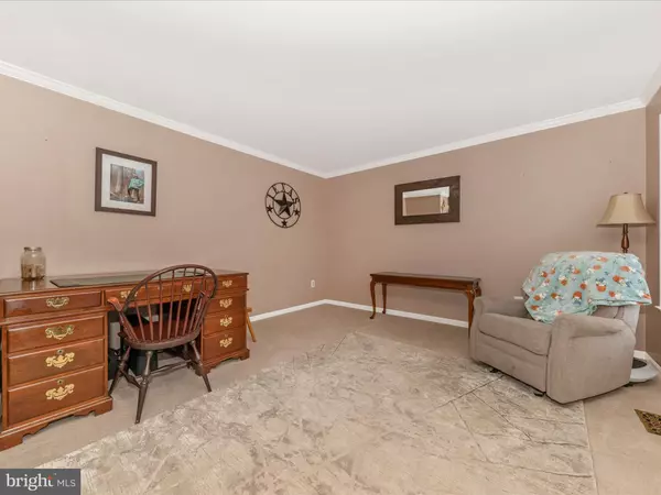 Mount Airy, MD 21771,302 TROON CIR