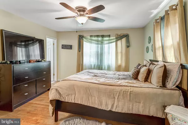 Dumfries, VA 22026,4170 EBY DR