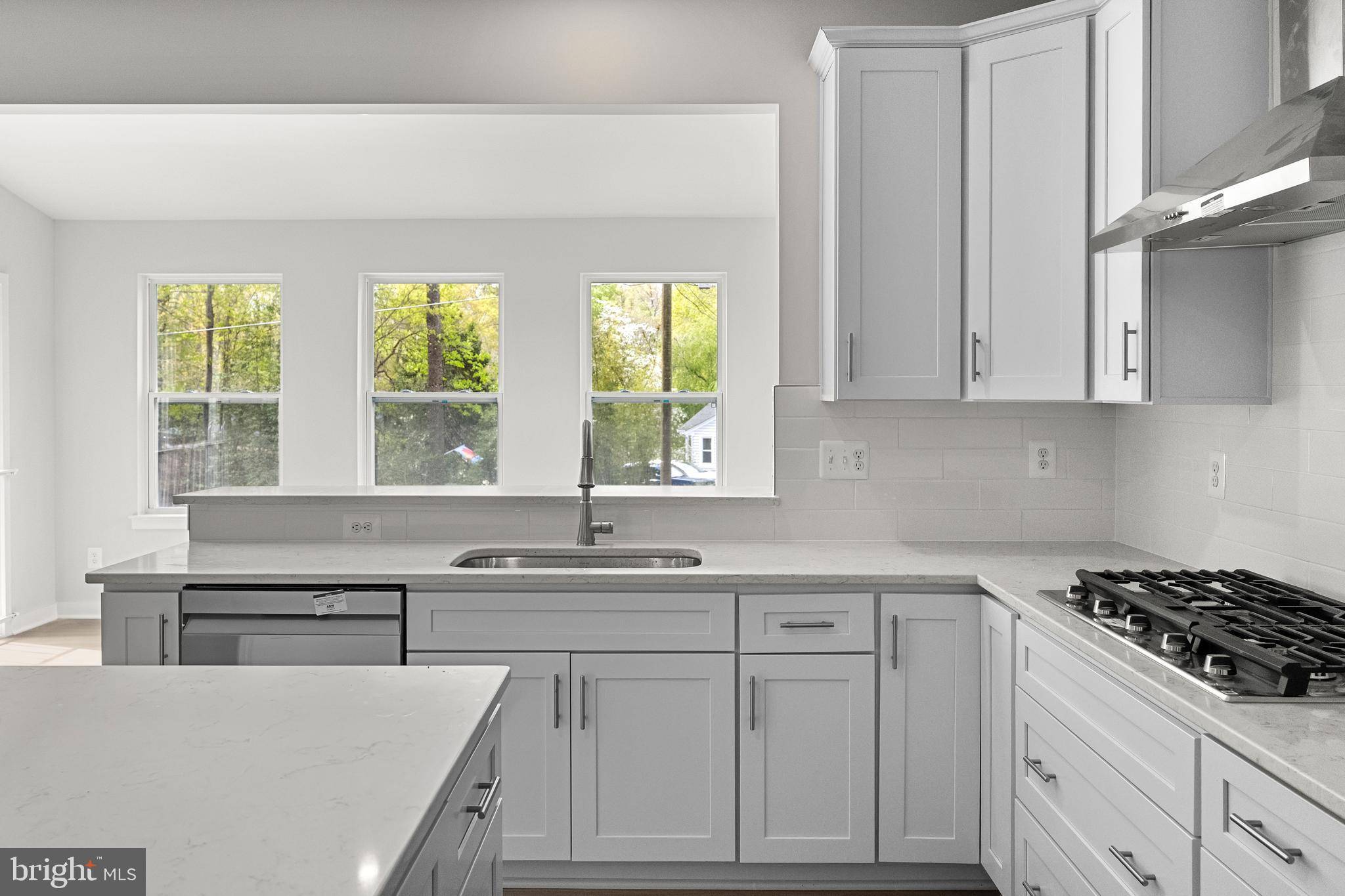 Fredericksburg, VA 22405,109 HILLSDALE DR