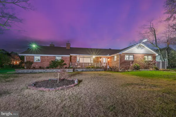 301 W LAKESHORE DR, Browns Mills, NJ 08015