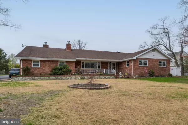 Browns Mills, NJ 08015,301 W LAKESHORE DR