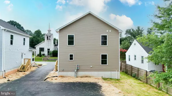 Halethorpe, MD 21227,2730 DAISY AVE