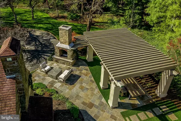 Baltimore, MD 21210,102 COTSWOLD RD