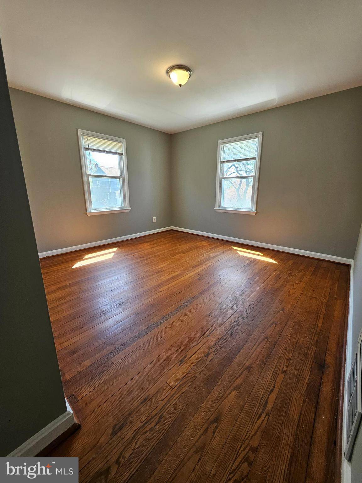 Hyattsville, MD 20783,6912 17TH AVE