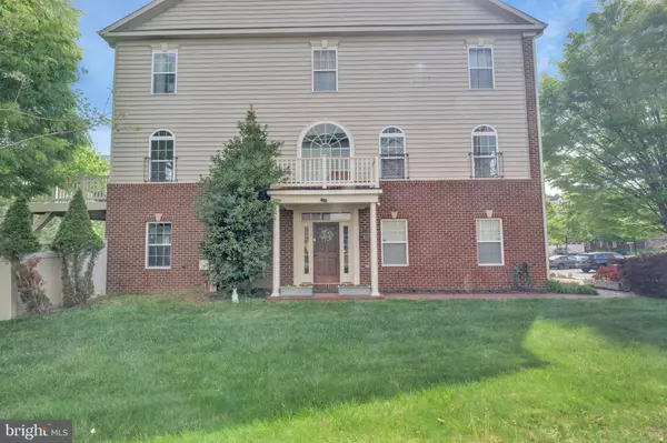 Upper Marlboro, MD 20774,2107 CONGRESBURY PL