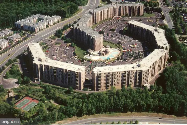 Mclean, VA 22102,8360 GREENSBORO DR #208