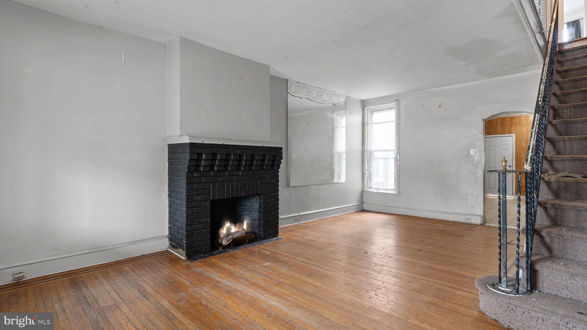 Philadelphia, PA 19135,4318 DEVEREAUX ST