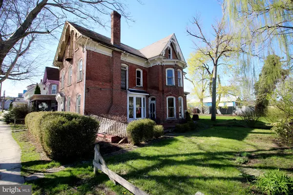 Tyrone, PA 16686,306 W 15TH ST