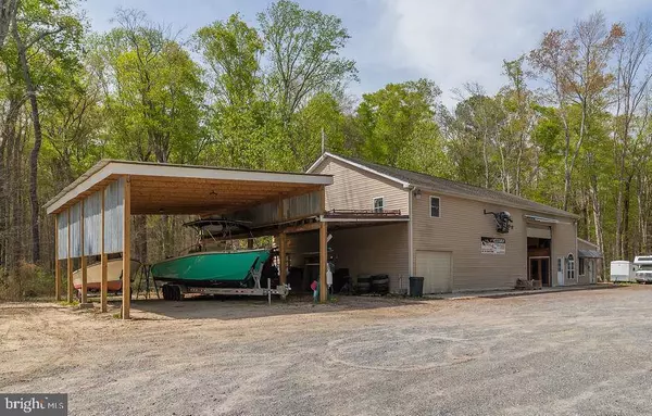 Bishopville, MD 21813,9401 FOOKS RD