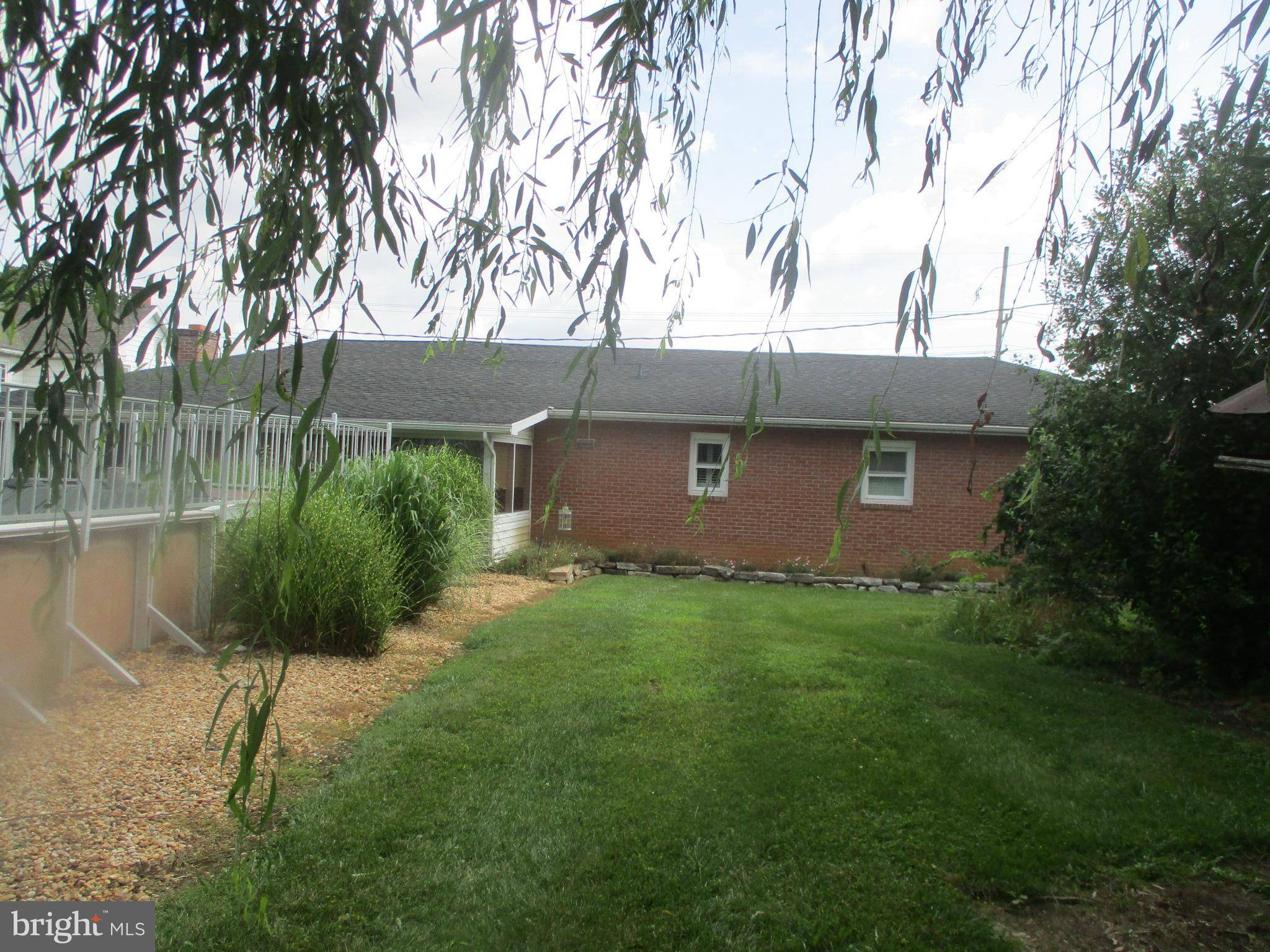 Inwood, WV 25428,5694 TABLER STATION RD