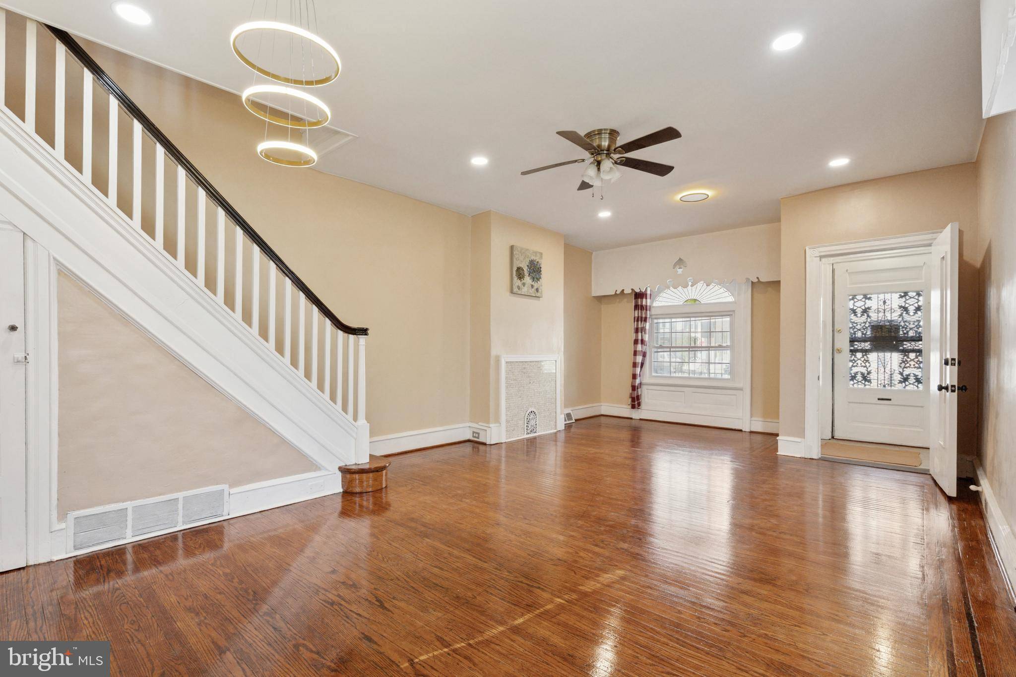 Philadelphia, PA 19139,9 S 51ST ST