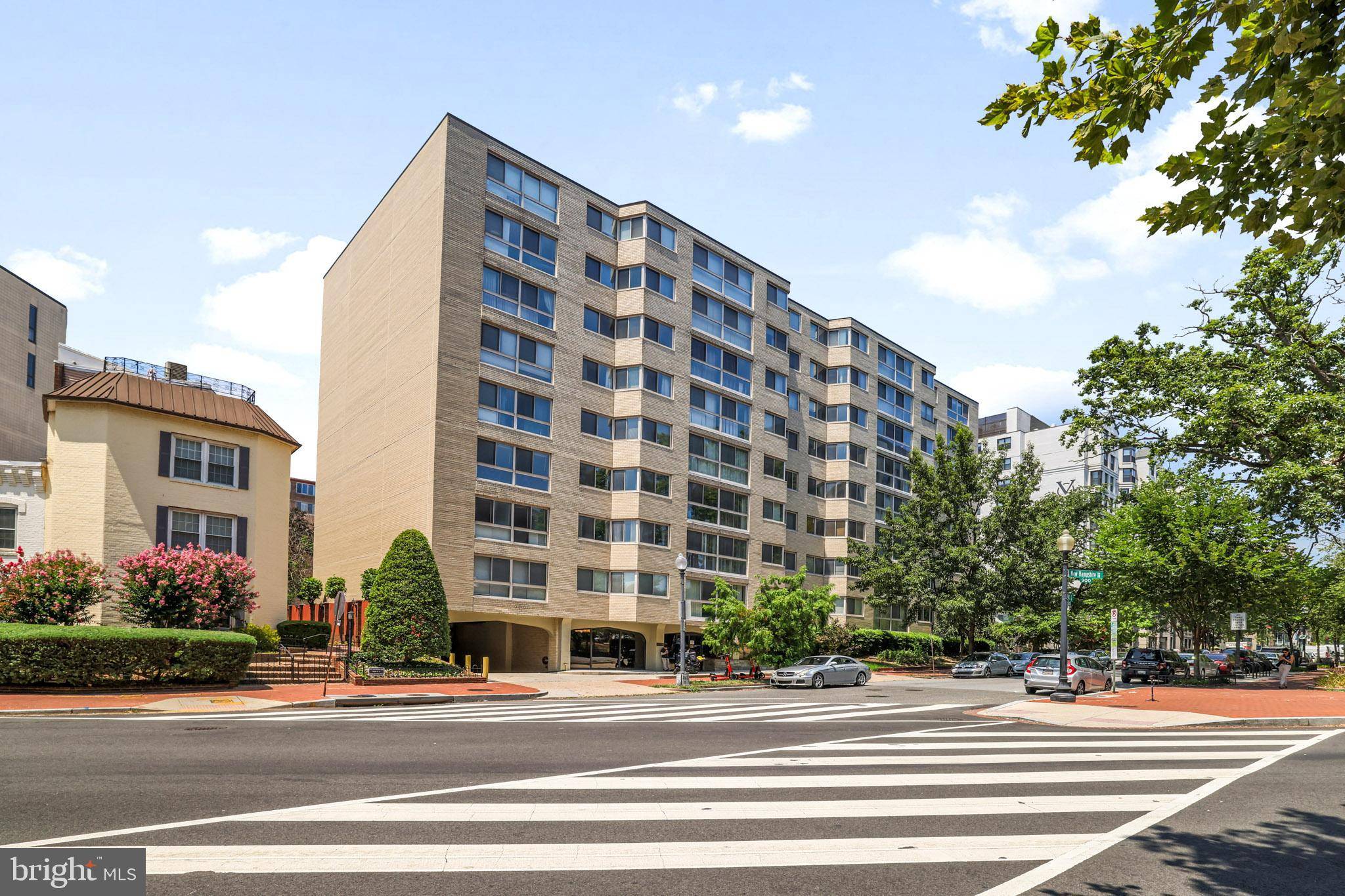 Washington, DC 20037,922 24TH ST NW #414