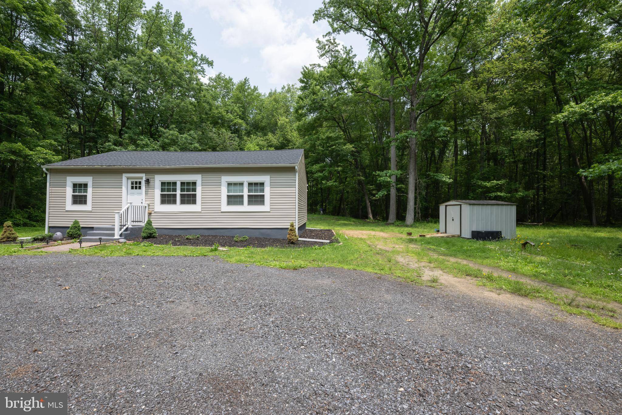 Woodstown, NJ 08098,179 MANNINGTON YORKETOWN RD