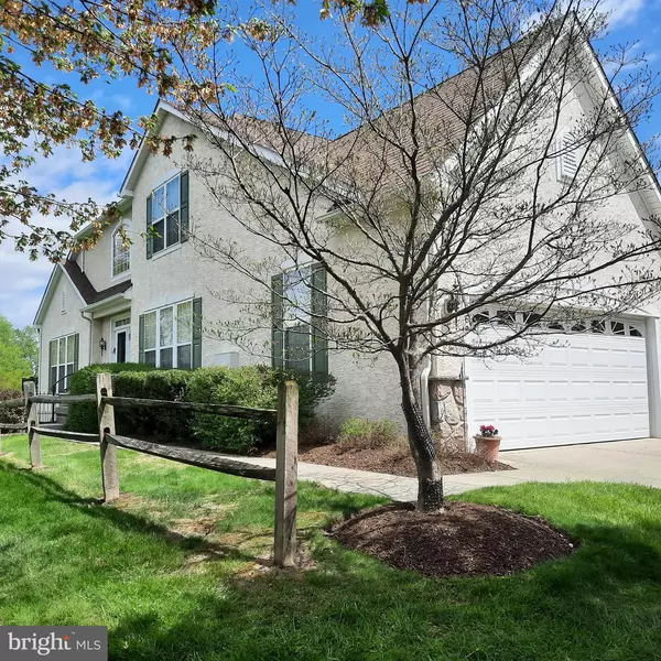 66 MCCONKEY DR, Washington Crossing, PA 18977