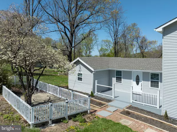 671 PINE RIDGE DR, Front Royal, VA 22630