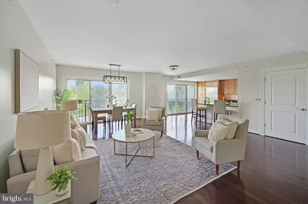 Annapolis, MD 21401,5 PARK PL #428