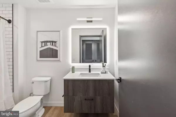 Philadelphia, PA 19125,1122 FRANKFORD AVE #STUDIO - A1