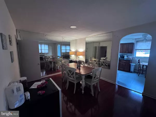 Philadelphia, PA 19111,1016 FRIENDSHIP ST