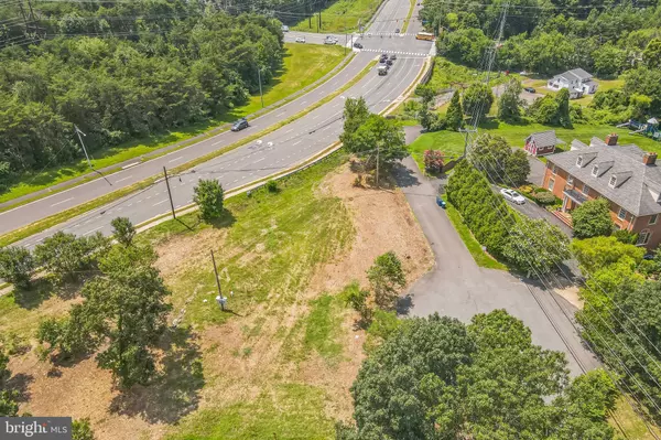 Clifton, VA 20124,13342 BRADDOCK RD