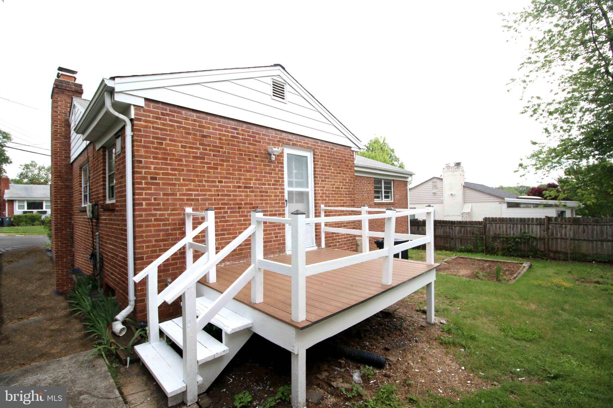 Arlington, VA 22203,5932 1ST ST N
