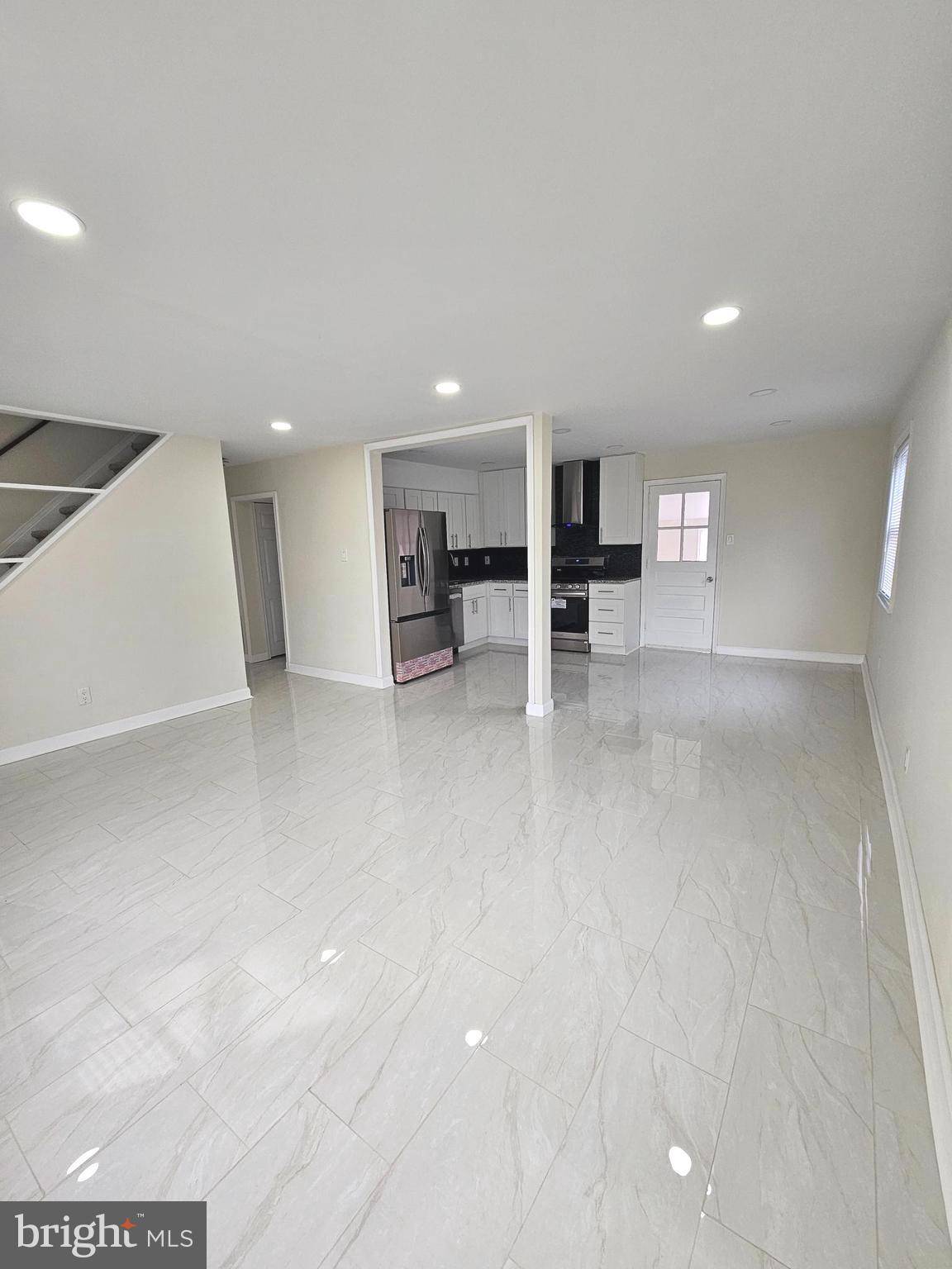 Philadelphia, PA 19116,825 DELRAY ST