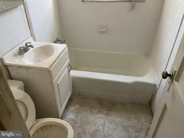 Washington, DC 20019,4264 CLAY ST NE