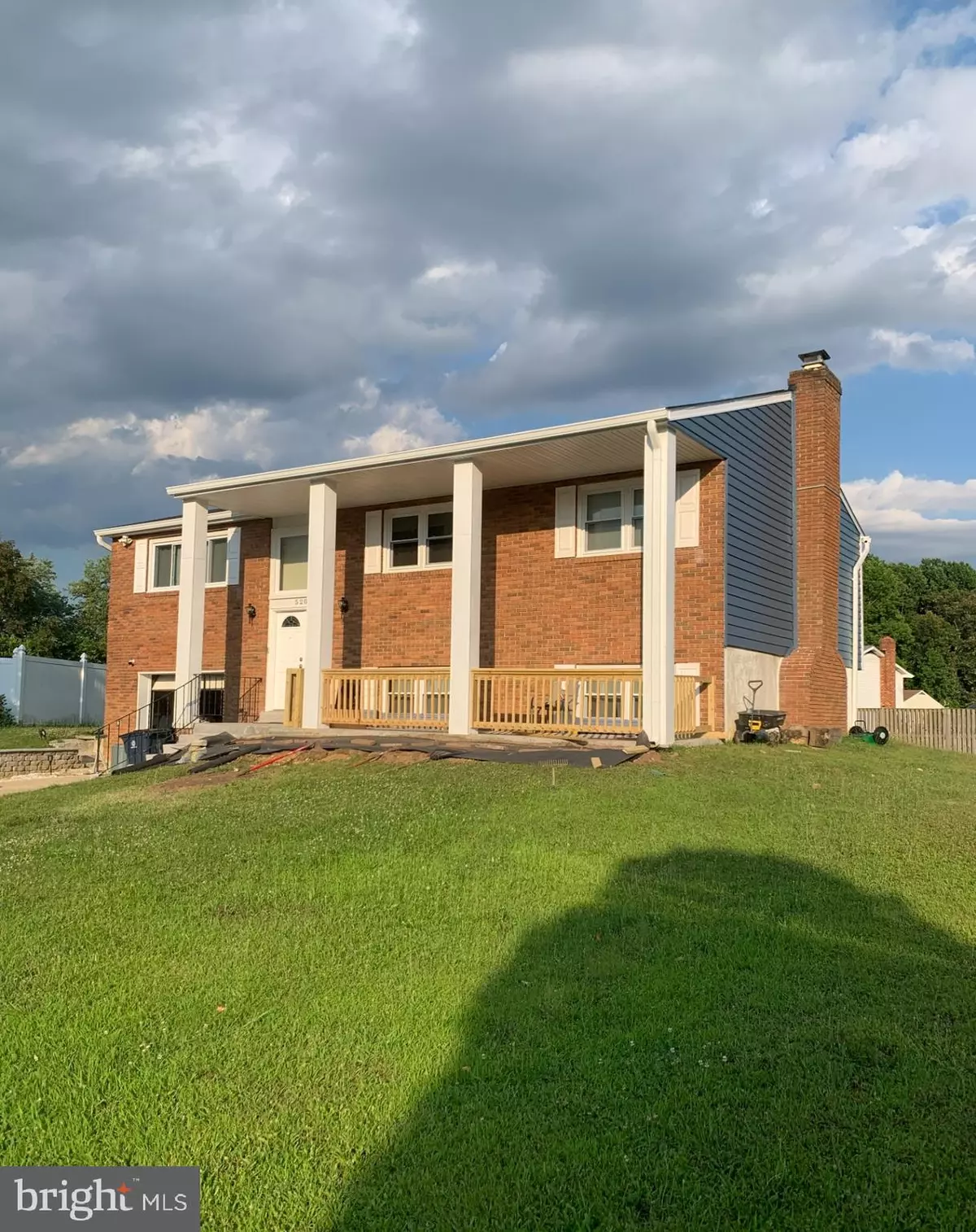 Clinton, MD 20735,5209 SUMTER CT