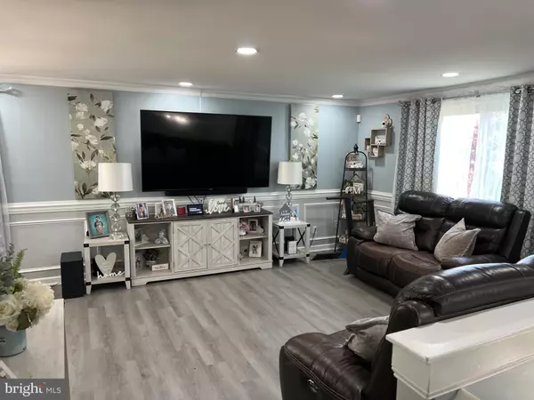 Leesburg, VA 20176,710 NORTH ST NE