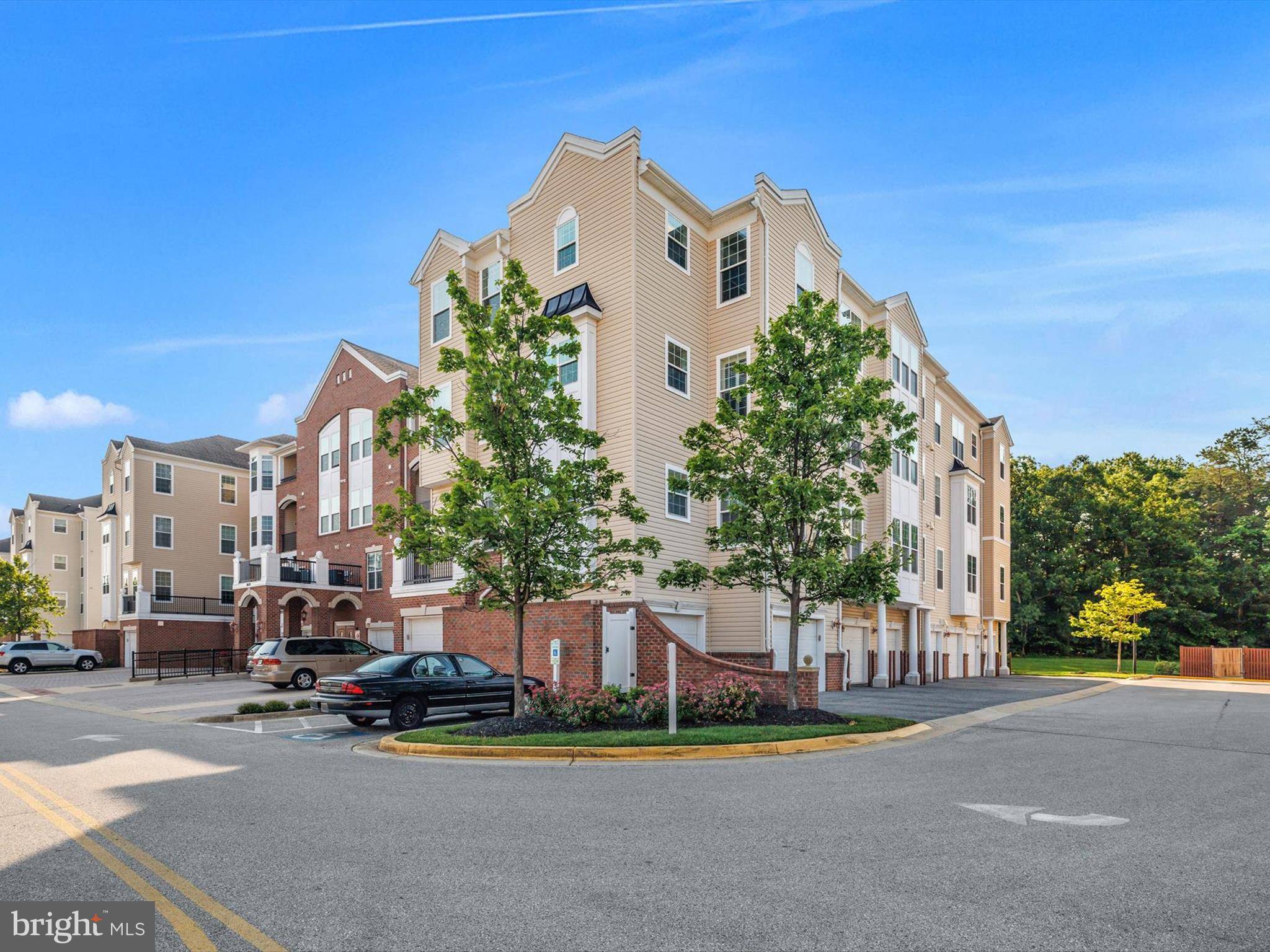 Odenton, MD 21113,8609 WINTERGREEN CT #302