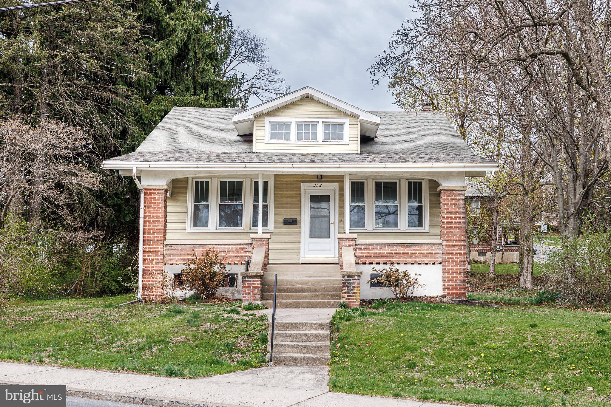 Nazareth, PA 18064,352 MAUCH CHUNK ST