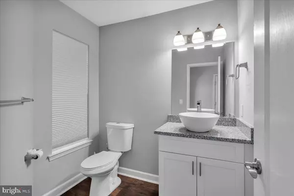 Berlin, NJ 08009,99 ROOSEVELT BLVD