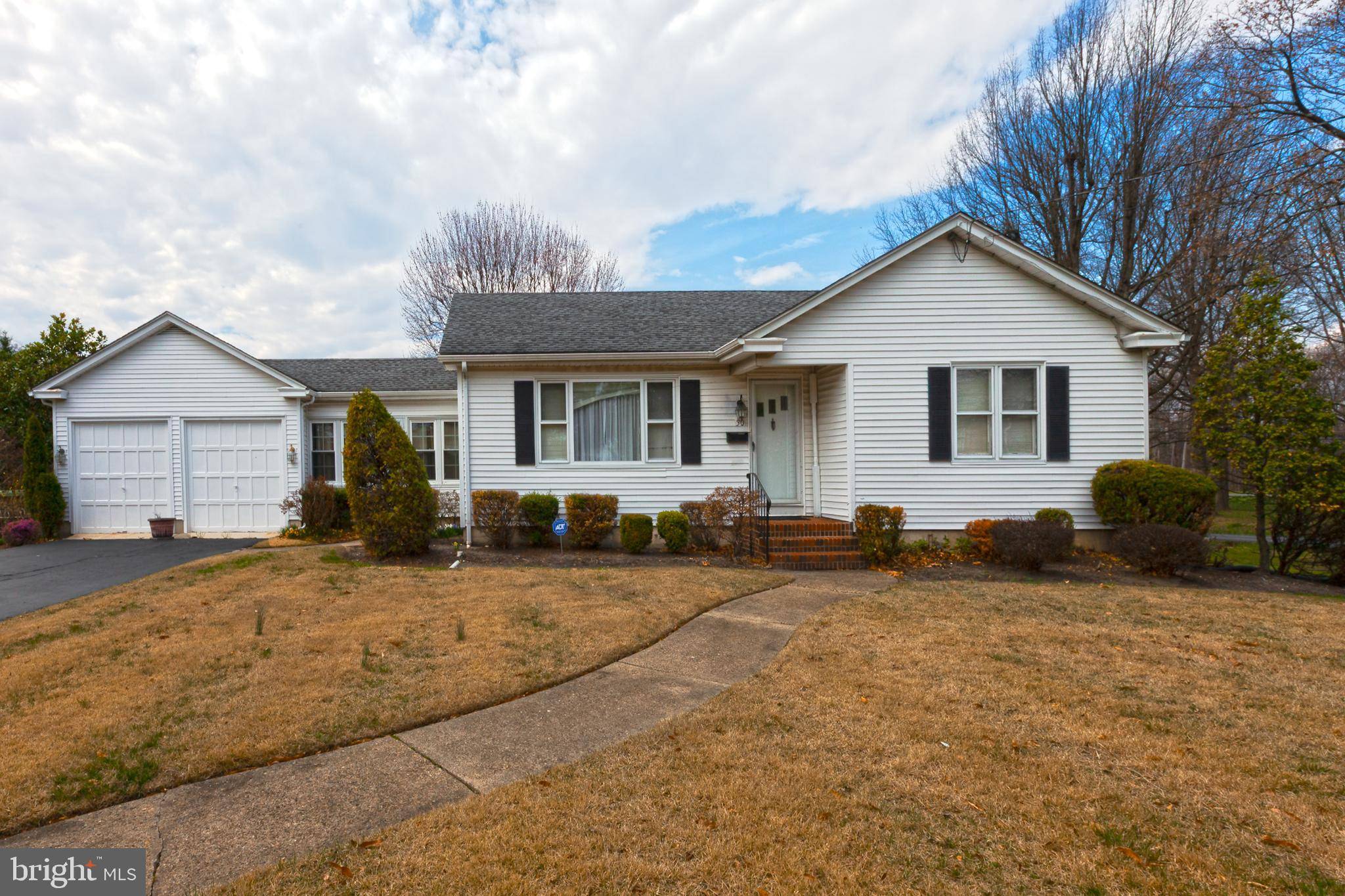 Marlton, NJ 08053,30 COOPER AVE