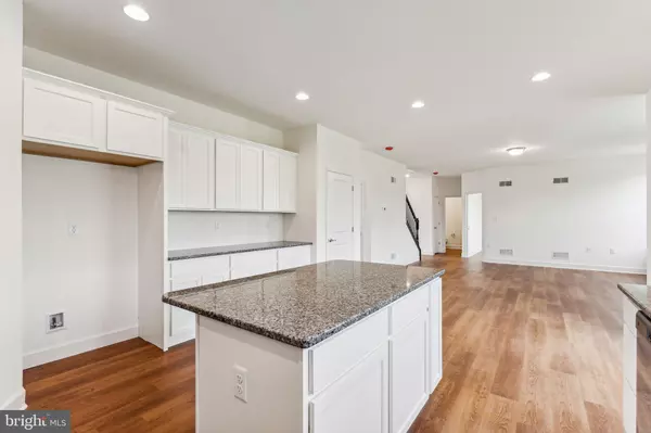 Hanover, PA 17331,69 BRIGHT LN #7