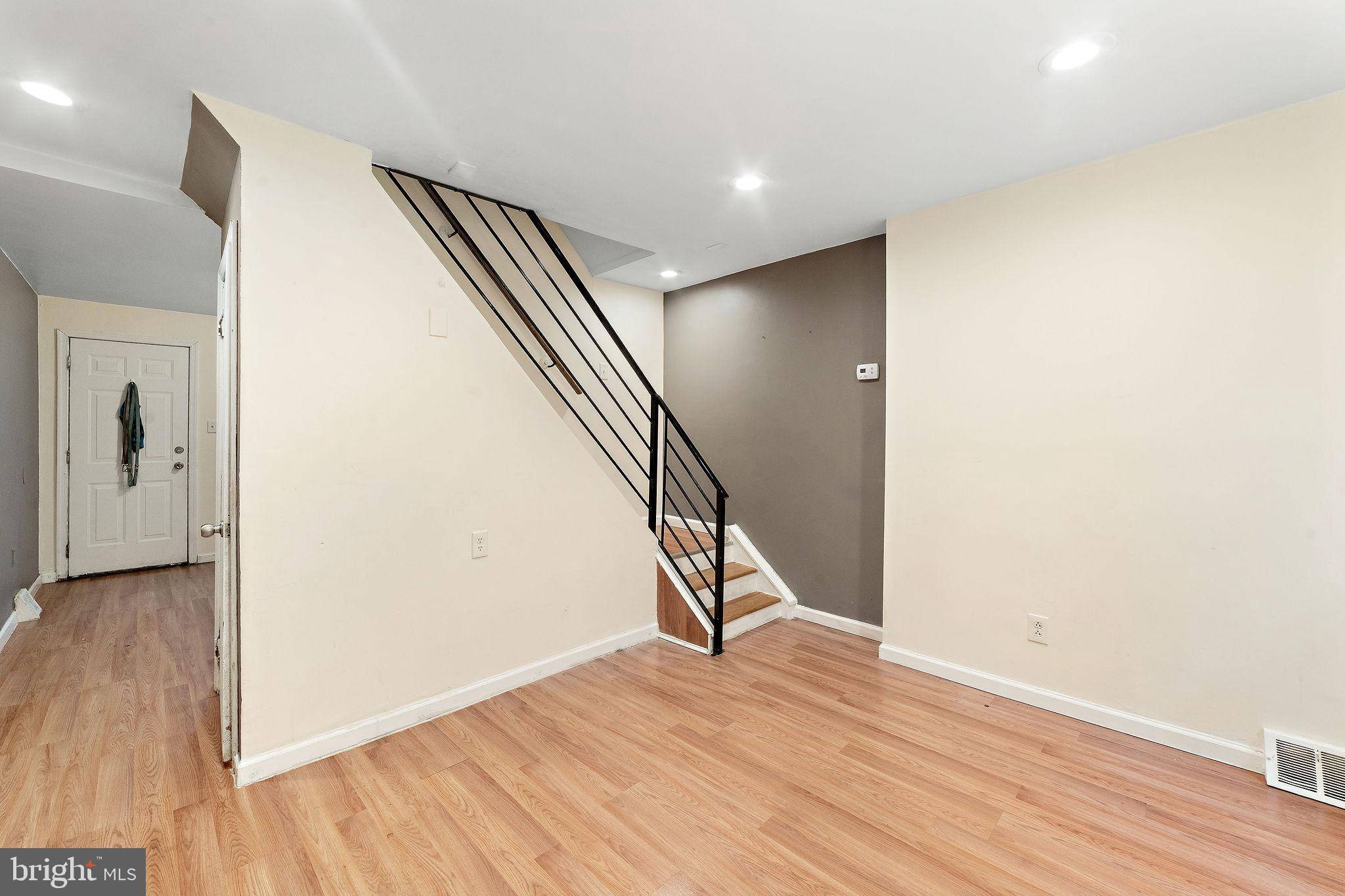 Philadelphia, PA 19121,1715 W THOMPSON ST