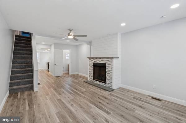 408 DURFOR ST, Philadelphia, PA 19148