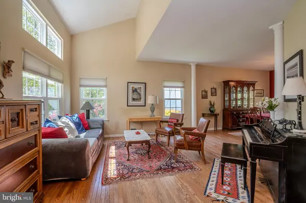 Princeton, NJ 08540,6 YORK DR