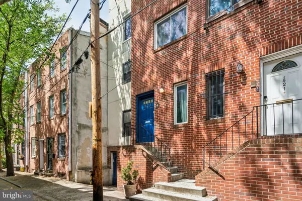 Philadelphia, PA 19147,823 KATER ST #A